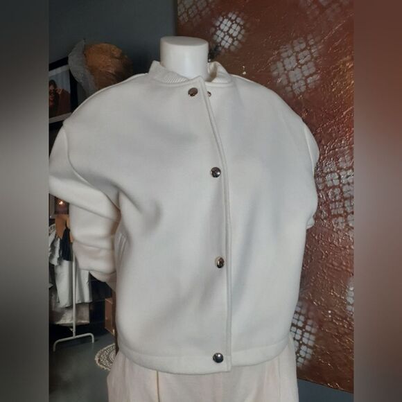 Zara Jackets & Blazers - Nwt Zara Soft Cream Bomber Jacket